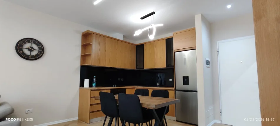 Tirane, jepet me qera apartament 1+1 Kati 3, 67 m² 700 € 