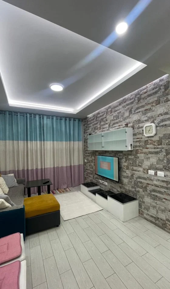 Tirane, jepet me qera apartament 1+1 Kati 2, 60 m² 650 € (Kika 2 Komuna e Parisit)