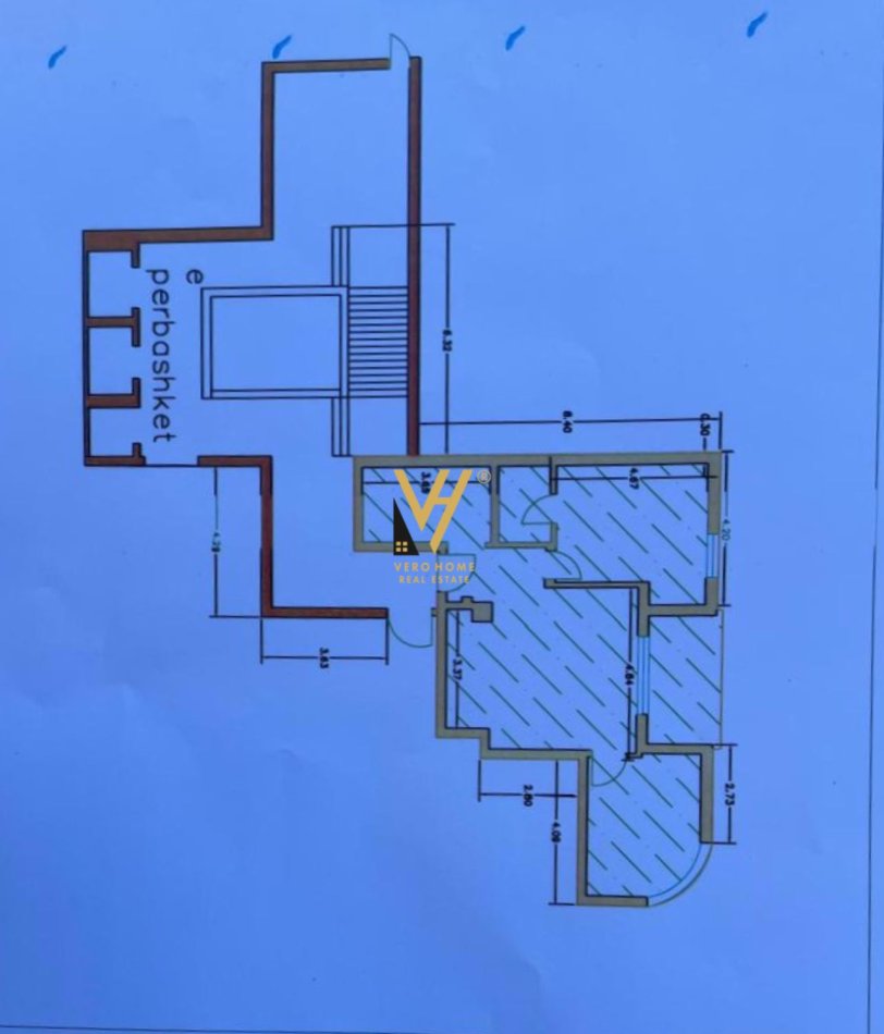 Tirane, shitet apartament 2+1+Ballkon Kati 10, 101 m² 237.000 € (21 DHJETORI)