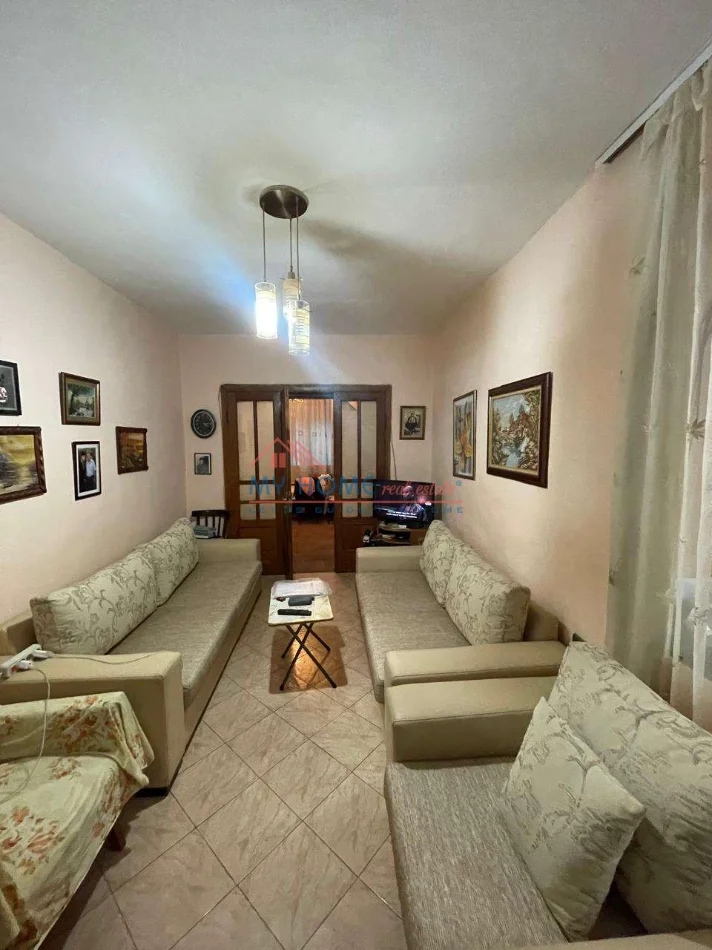 Tirane, shitet apartament 3+1+Aneks+Ballkon Kati 1, 103 m² 170.000 € (Mine Peza)