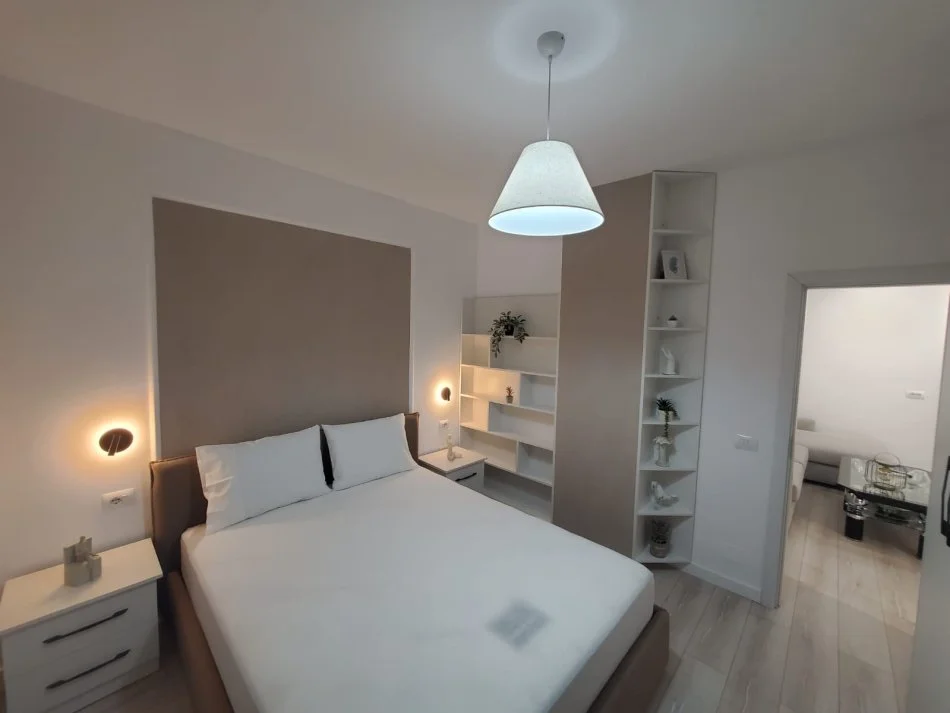 Durres, shitet apartament 1+1+Ballkon Kati 4, 56 m² 108000 € (RROTA KUQE PLAZH)