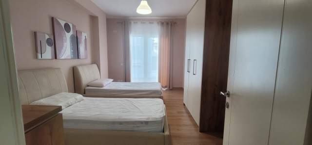 !!!DHENE!!!Durres, jepet me qera 2+1+BLK Kati 3, 113 m² 800 Euro (Vollga, Durres)
