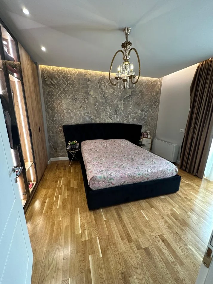 Tirane, shes apartament 3+1+Aneks+Ballkon Kati 1, 119 m² 350.000 € (Rruga e Elbasanit)