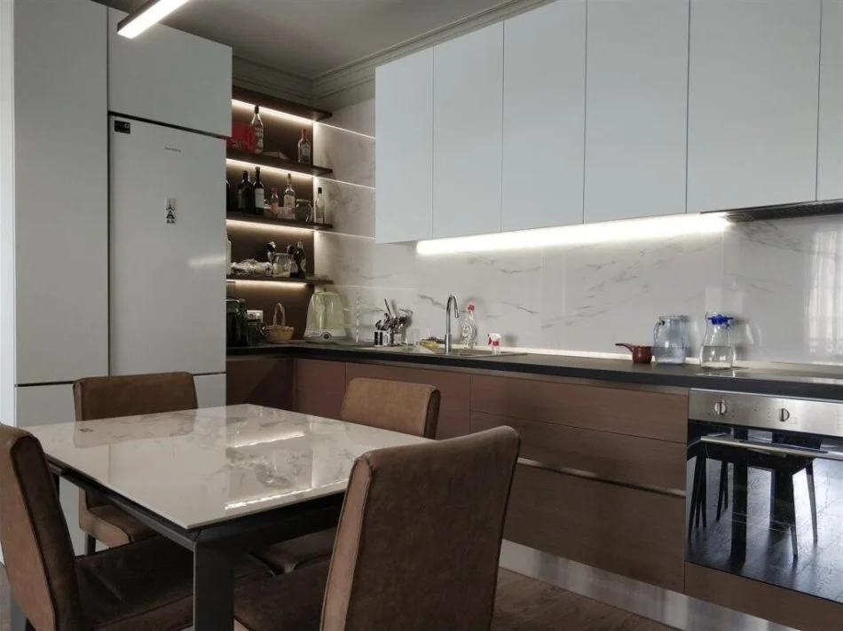 Tirane, jepet me qera , 