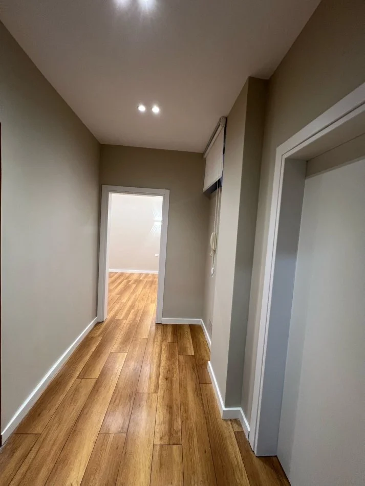 Tirane, shitet apartament 1+1+Ballkon Kati 4, 61 m² 135.000 € (Naim Frasher)