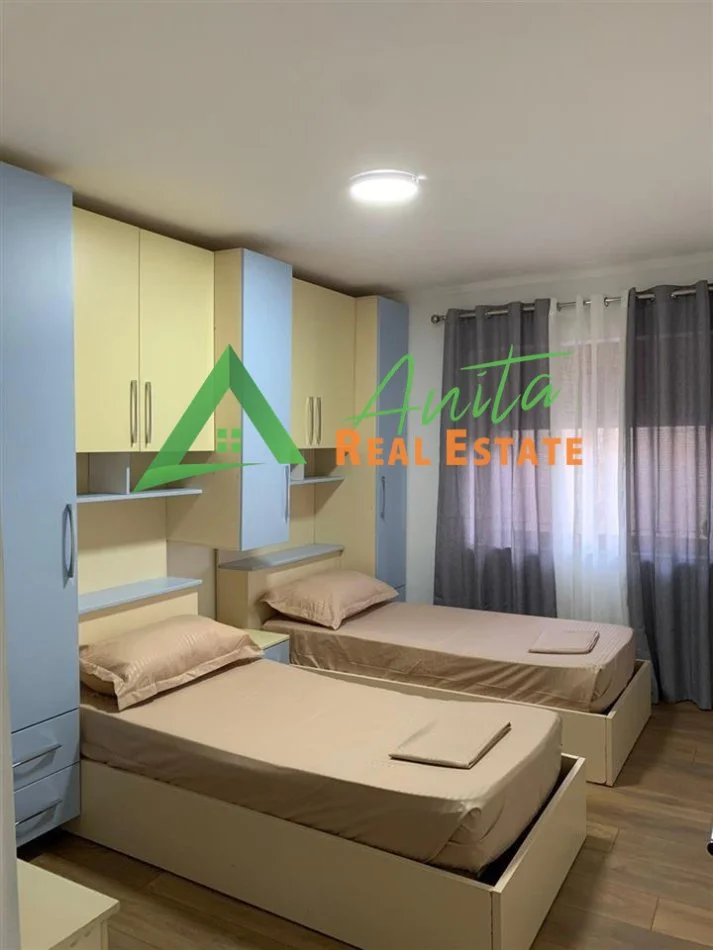 Tirane, jepet me qera apartament 3+1+Ballkon Kati 3, 81 m² 700 € (Rruga Dervish Hekali)