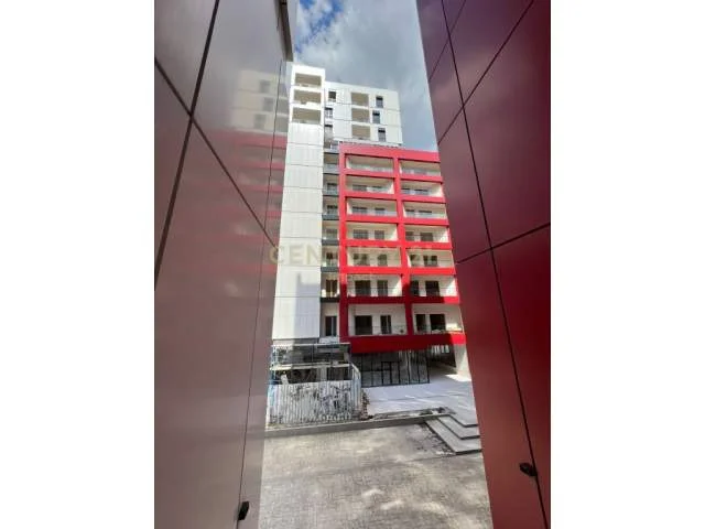 Tirane, jepet me qera apartament 2+1+BLK Kati 1, 118 m² 600 Euro (Rruga e Dibres, tek Arlis, Farmacia 10)