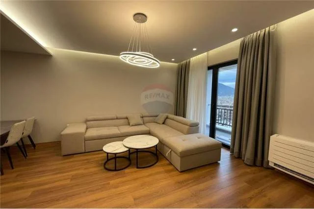 Tirane, jepet me qera apartament 2+1 Kati 9, 108 m² 750 Euro (Rruga e Dibres)