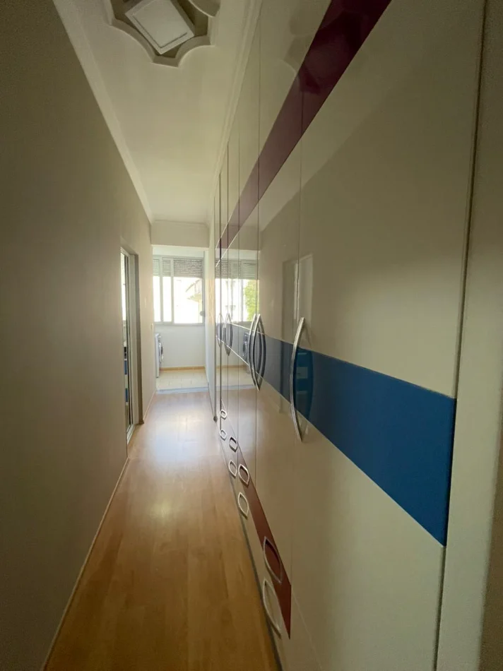 Shqiperi, shitet apartament 3+1 Kati 2, 109 m² 200.000 €