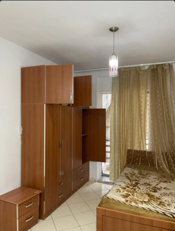 Tirane, jepet me qera apartament 2+1+Ballkon Kati 4, 113 m² 450 € (ASTIR rr. Teodor Keko)