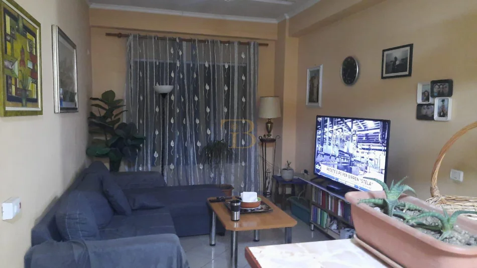 Tirane, shes apartament 2+1+Ballkon Kati 5, 105 m² 160.000 € (Astir)