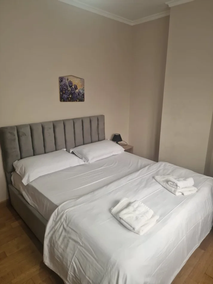 Tirane, shitet nga Pronari, pa-komision apartament 2+1 , 100 m² 300.000 € 