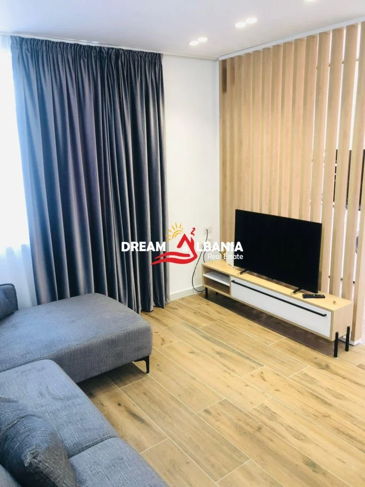 Tirane, shitet apartament 1+1 Kati 5, 90 m² 240.000 € (tek Pazari i Ri)