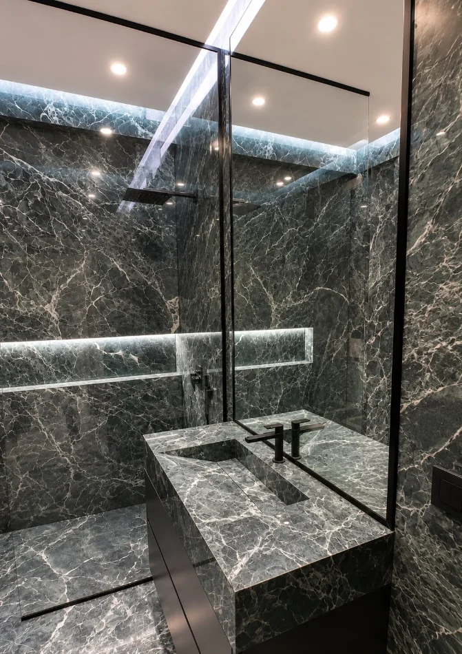 Tirane, shitet apartament 2+1+Ballkon Kati 3, 119 m² 395.000 € (Liqeni i Thate)