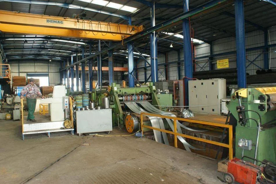 Lushnje, shes Shiten 50% te Aksioneve ose Biznesi i Prodhimeve Metalike Tubo profile etj