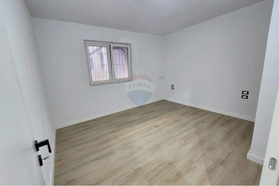 Tirane, shitet apartament 2+1 Kati 1, 98.000 € (Rruga Bardhyl)
