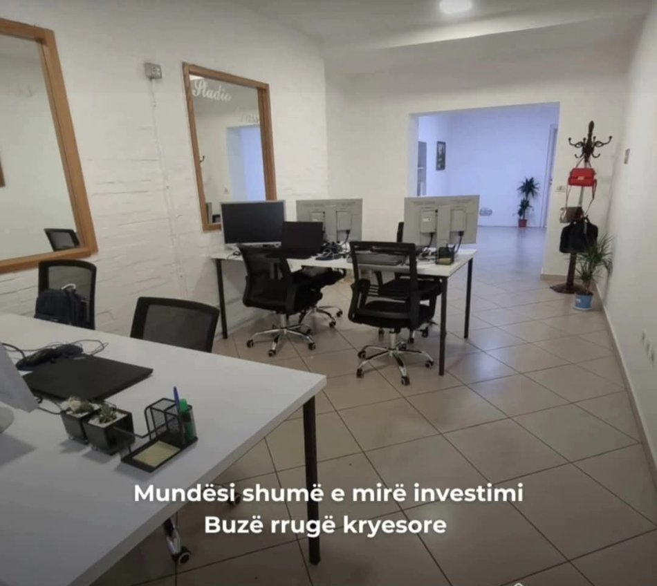Tirane, shitet apartament 1+1+Ballkon Kati 2, 84 m² 200.000 € (Rruga Myslym Shyri)