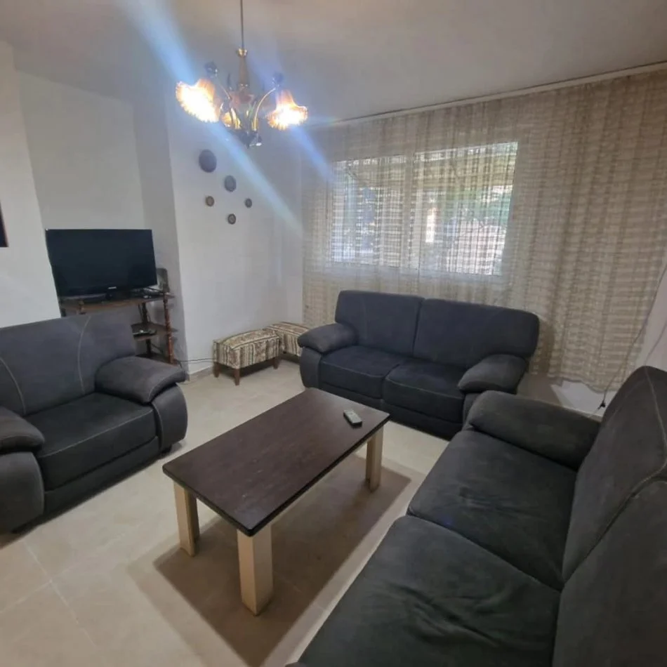 Tirane, jepet me qera apartament 3+1+Ballkon Kati 4, 85 m² 600 € 