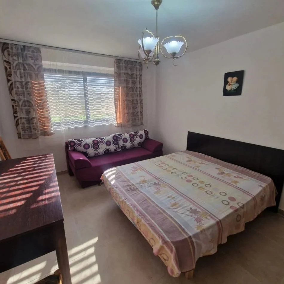 Tirane, jepet me qera apartament 3+1+Ballkon Kati 4, 85 m² 600 € 