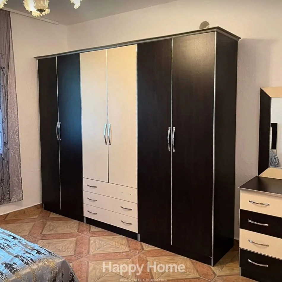 Tirane, jepet me qera apartament 1+1 Kati 1, 58 m² 350 € 