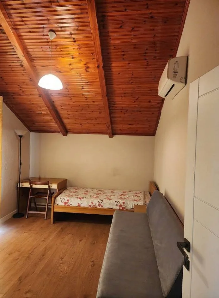 Tirane, jepet me qera Vile 3 Katshe , 1.500 € 