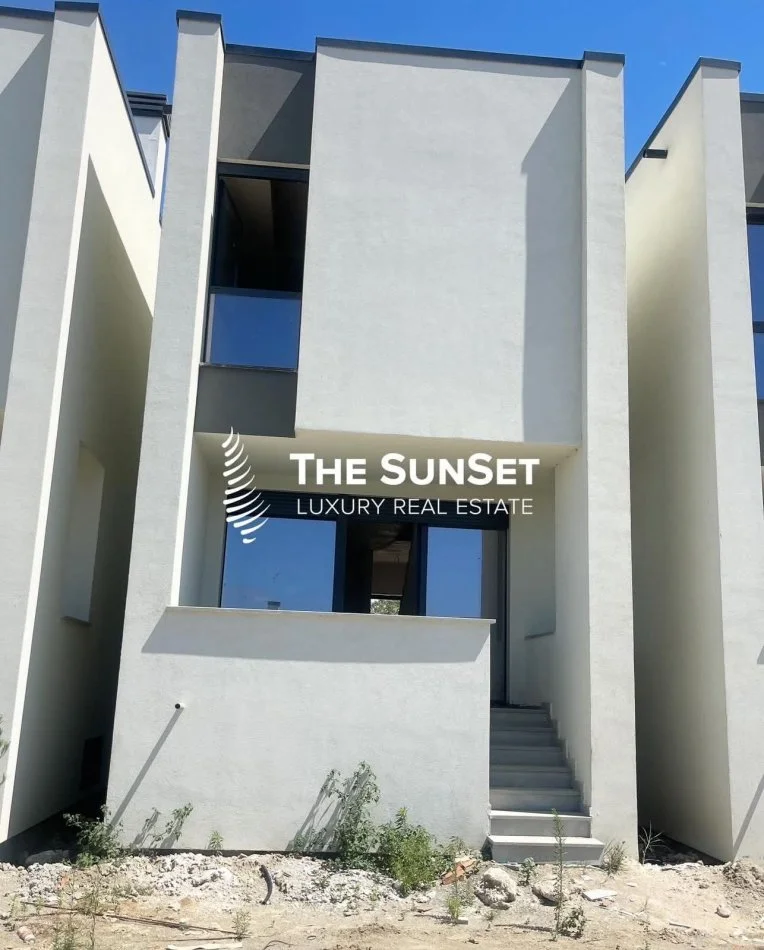 Durres, shitet Vile 2+1 Kati 0, 209 m² 425.000 € (Gjiri Lalzit Turquoise Marine)