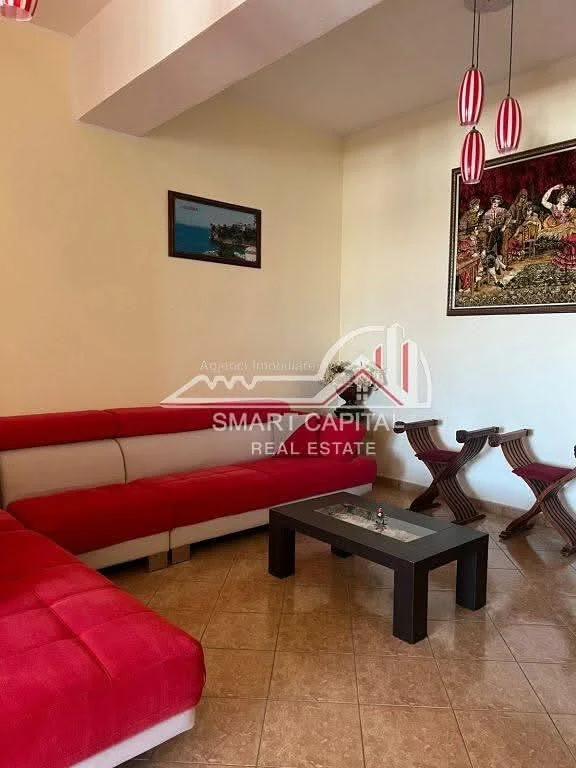 Vlore, jepet me qera apartament 2+1+Aneks+Ballkon Kati 3, 96 m² 350 € (Transballkanike!)