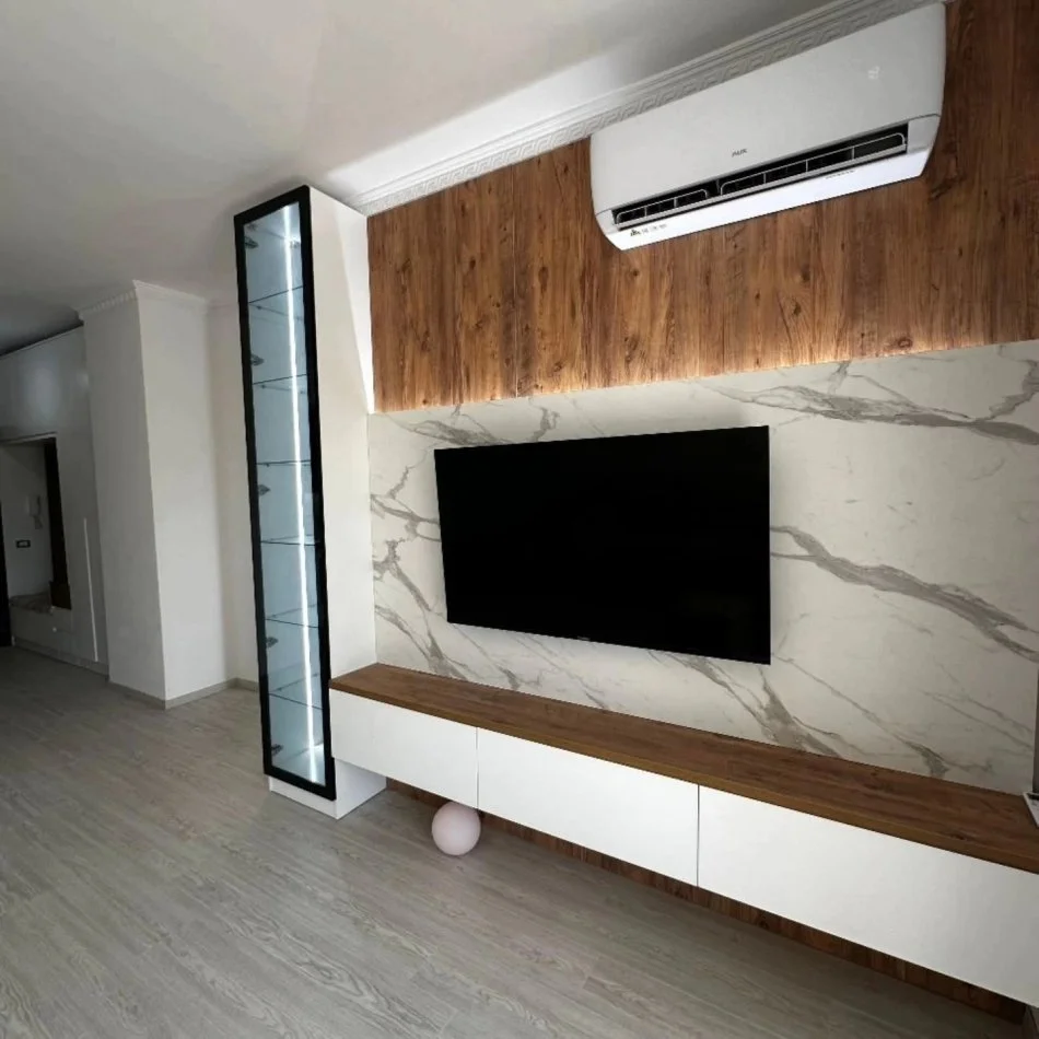 Tirane, jepet me qera apartament 2+1+Aneks+Ballkon Kati 1, 106 m² 699 €