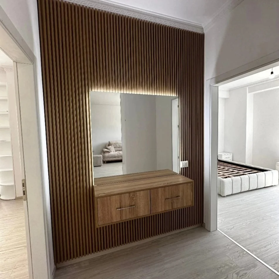 Tirane, jepet me qera apartament 2+1+Aneks+Ballkon Kati 1, 106 m² 699 €