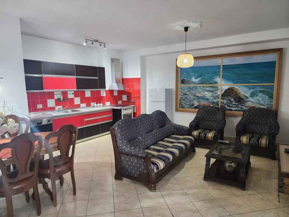 Tirane, jepet me qera apartament 2+1+Aneks+Ballkon Kati 1, 600 € 