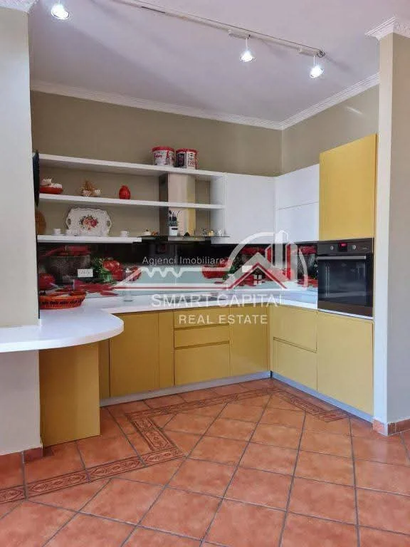 Vlore, jepet me qera apartament 1+1+Ballkon Kati 2, 76 m² 300 € 