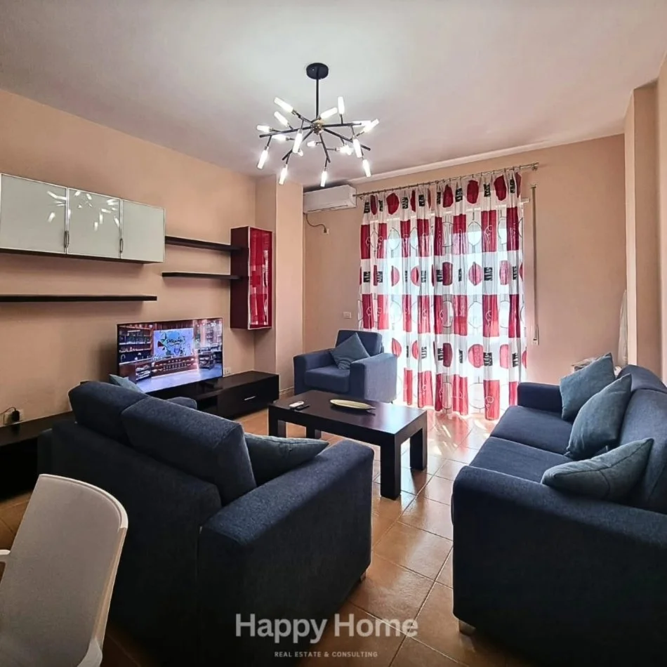Tirane, jepet me qera apartament 2+1+Ballkon , 800 € 