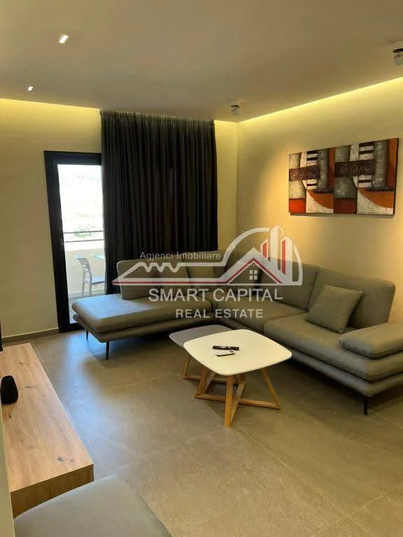 Vlore, jap me qera apartament 1+1+Ballkon Kati 4, 87 m² 400 € 