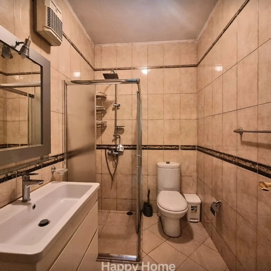 Tirane, shitet apartament 2+1+Ballkon , 110 m² 365.000 € 