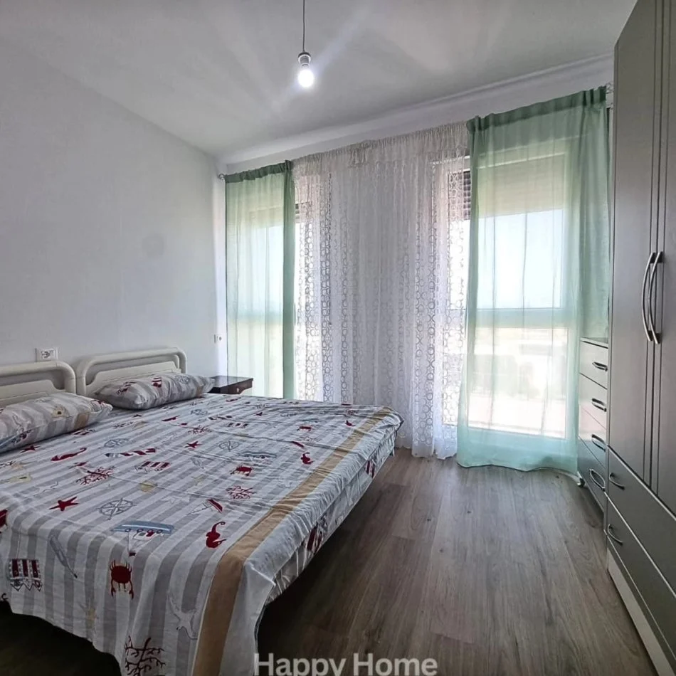 Tirane, shitet apartament 2+1+Ballkon , 110 m² 365.000 € 