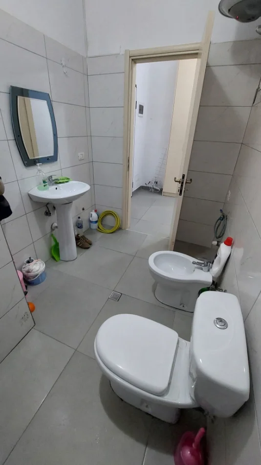 Tirane, shitet garsonier 1+1 Kati 2, 53 m² 76.001 € 