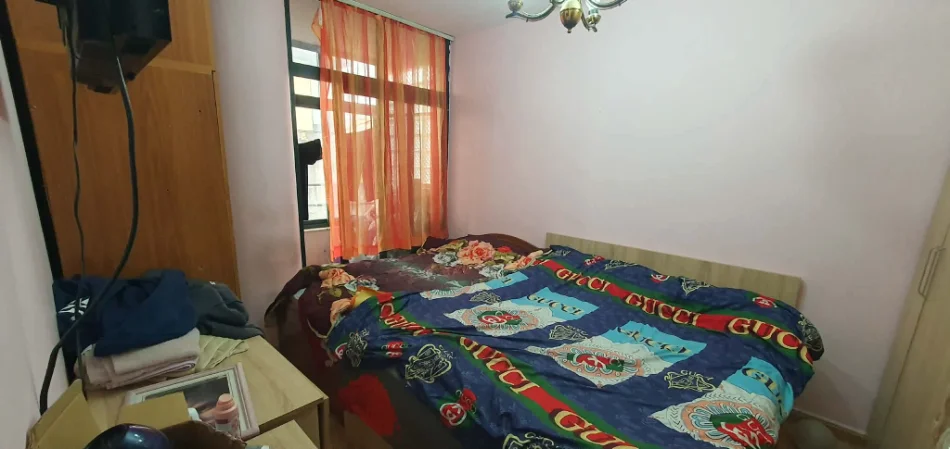 Tirane, shitet apartament 2+1+Ballkon Kati 3, 81 m² 220.000 € (21 Dhjetori)