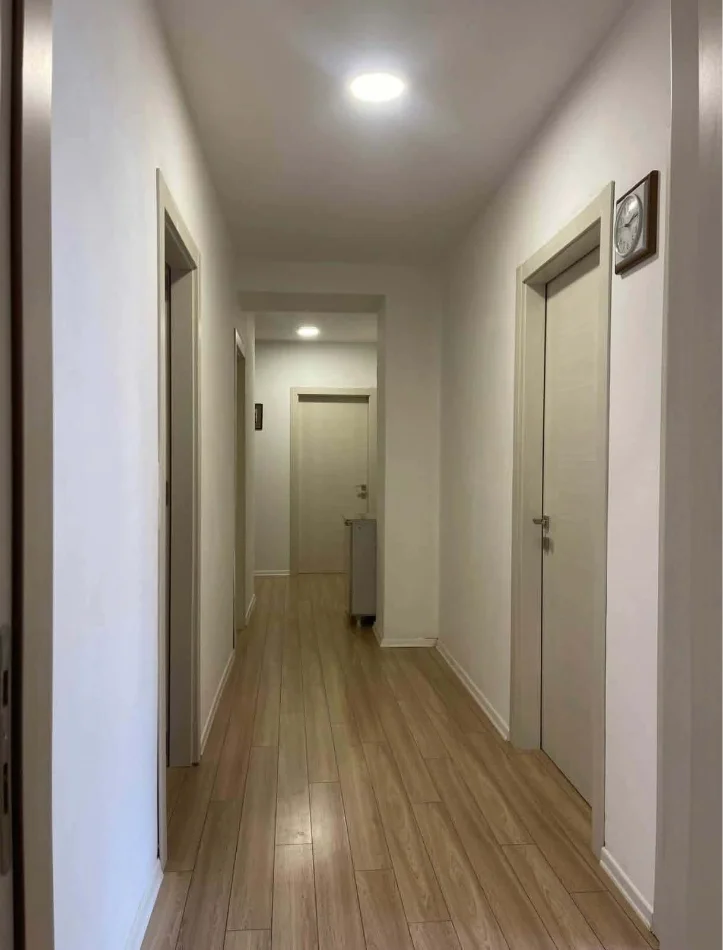 Tirane, shitet nga Pronari, pa-komision apartament 3+1+Ballkon Kati 3, 127 m² 210.000 € 