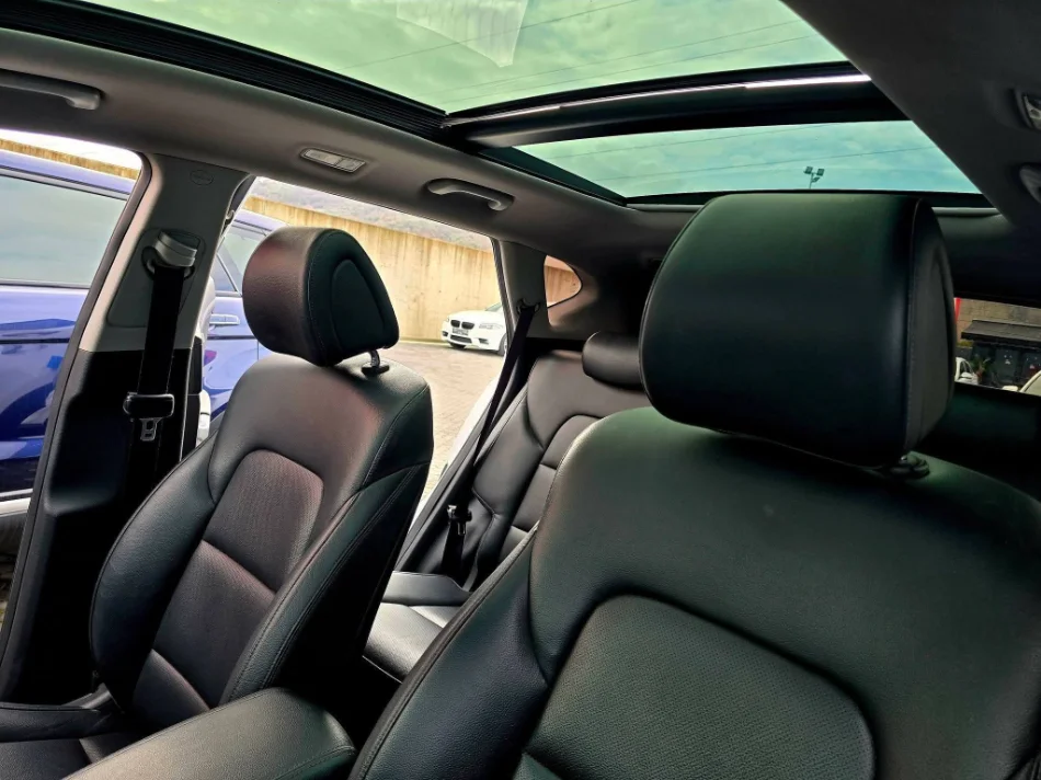 Tirane, shes SUV Hyundai Tucson Nafte, e zeze automatik Kondicioner 90.000 km 12.000 €