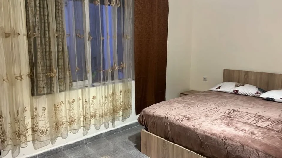 Tirane, jepet me qera apartament 1+1 Kati 6, 67 m² 410 € (nikolla lena)
