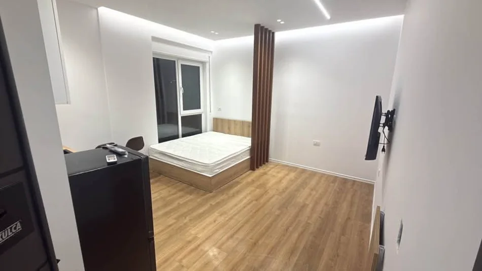 Tirane, jepet me qera garsonier 1 Katshe Kati 4, 39 m² 410 € (concord center)