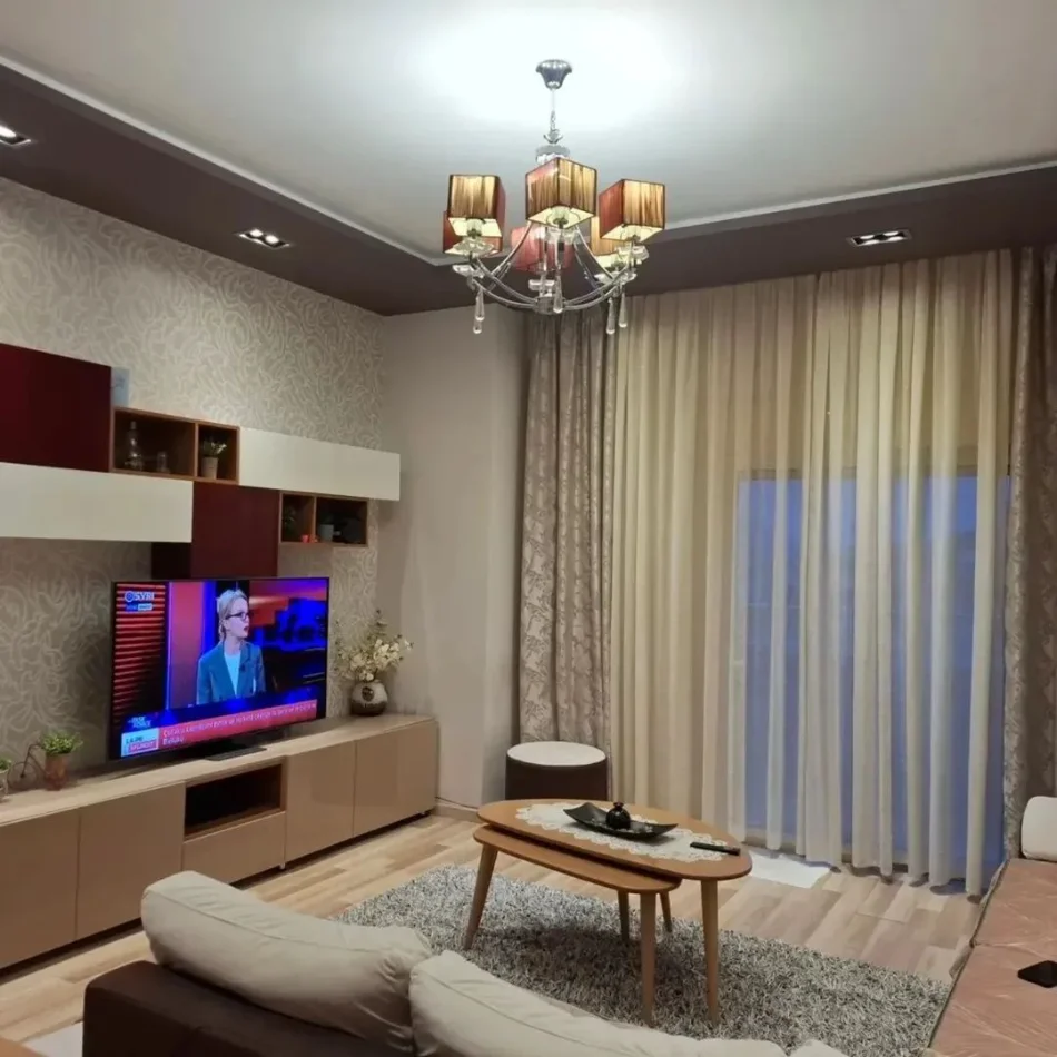 Gjirokaster, shitet apartament 3+1+Ballkon Kati 7, 110 m² 12.000.000 € (Kodra e shtufit)