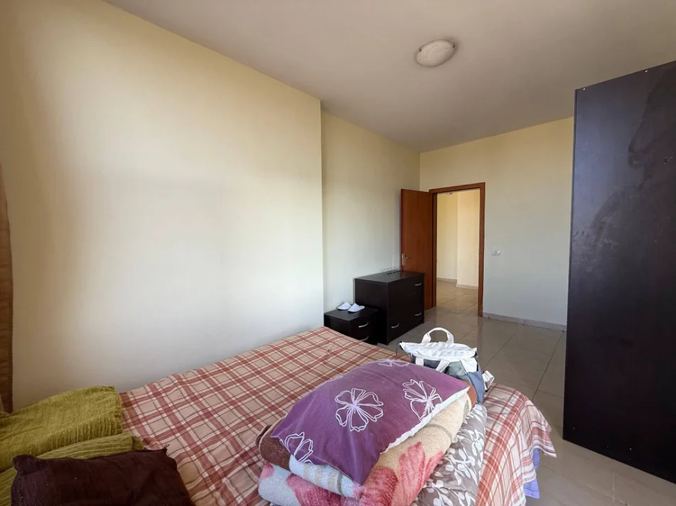 Tirane, shitet 2+1+Ballkon Kati 7, 84 m² 