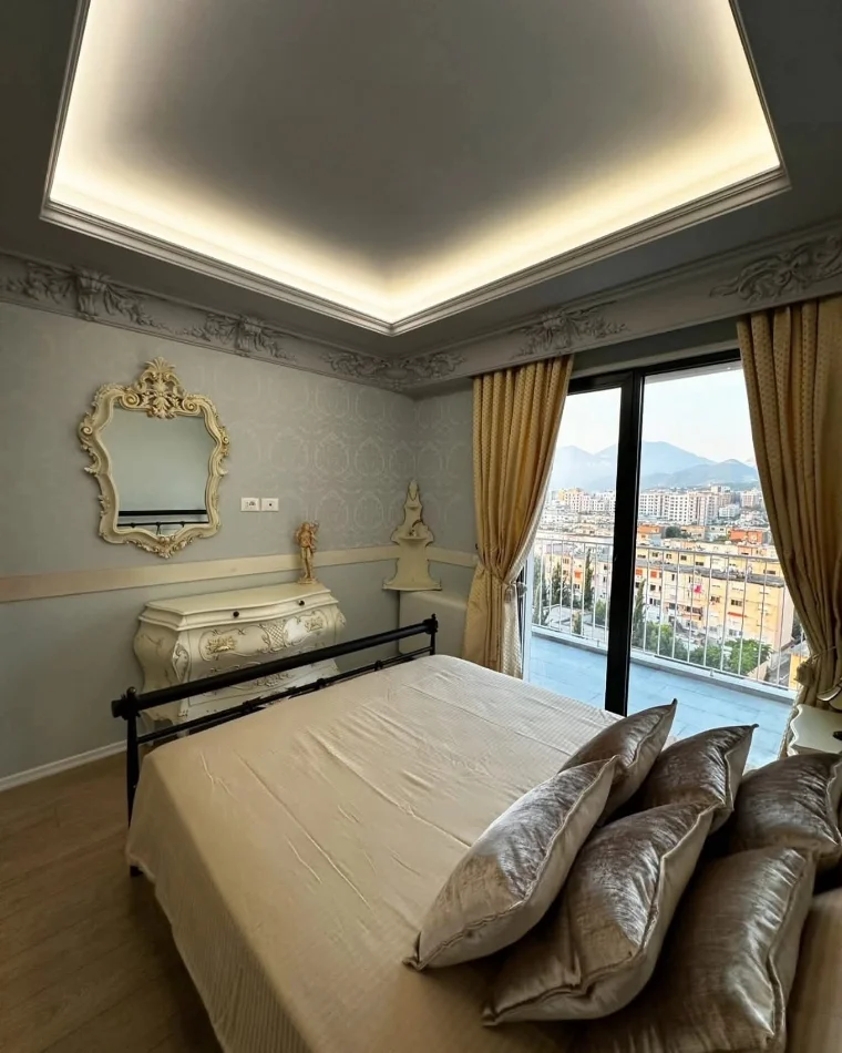 Tirane, jepet me qera apartament 1+1+Ballkon , 650 € 