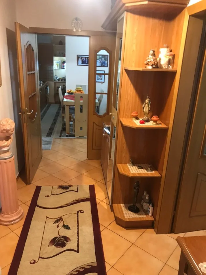 Tirane, shitet apartament 4+1+Ballkon Kati 7, 116 m²