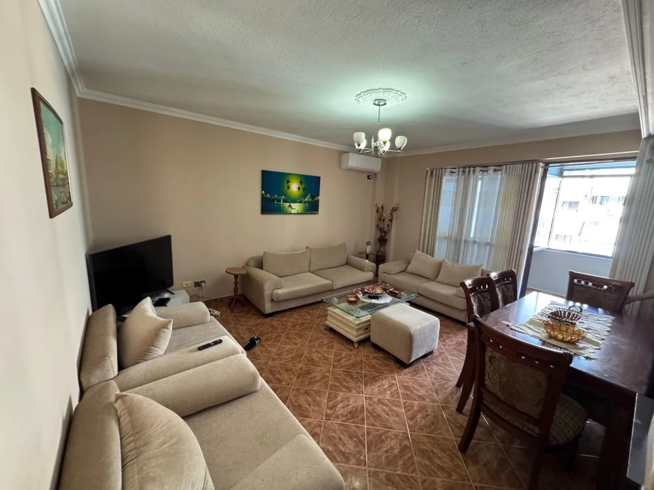 Tirane, jepet me qera apartament 2+1 Kati 9, 86 m² 600 € (Ish nesharaku)