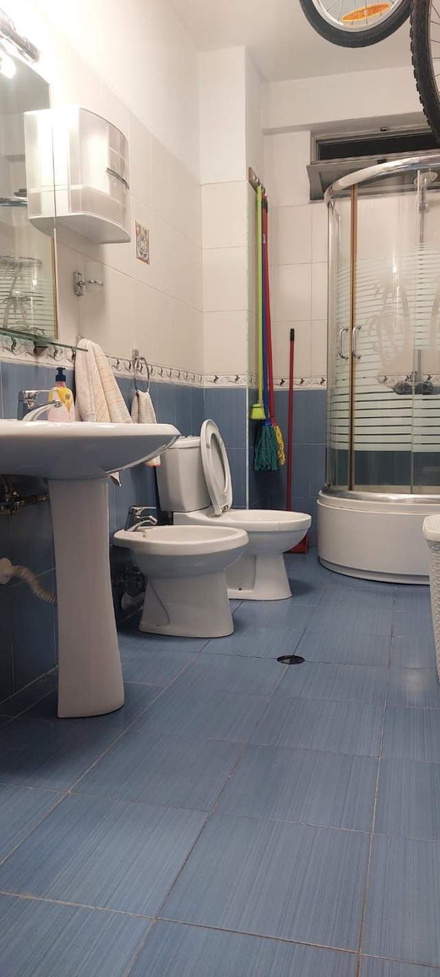 Tirane, jepet me qera apartament 3+1+BLK Kati 5, 100 m² 40.000 Leke (Rruga Besim Alla)
