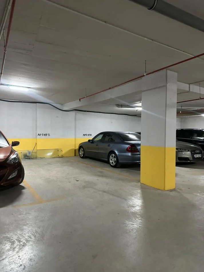 Tirane, shitet garazh | post parkimi Kati -1, 12 m² 25.000 EURO  (Rruga Stavri Themeli)