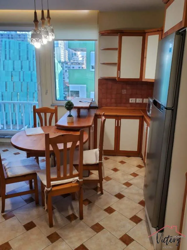 Tirane, jepet me qera apartament 2+1 Kati 8, 140 m² 1.500 Euro (Rruga Pjetër Zarishi)
