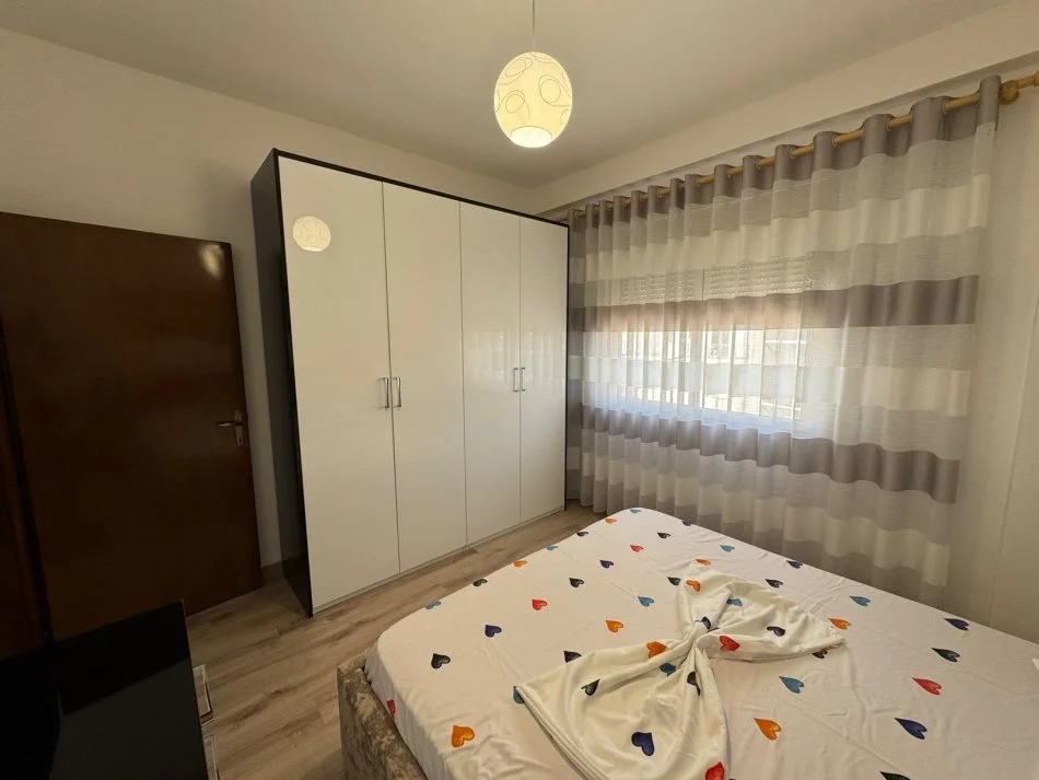 Durres, shitet apartament 1+1+Ballkon Kati 9, 75 m² 93.000 € 